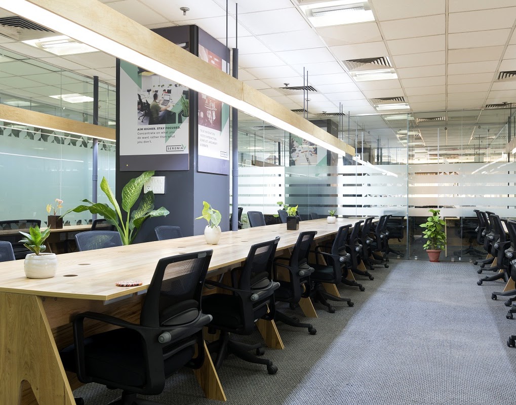 Classic Business Suites for Perfect Corporate Working Environment